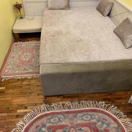 Central Location For One Person Budapest Extérieur photo