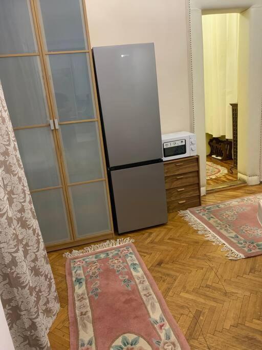 Central Location For One Person Budapest Extérieur photo