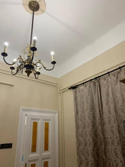 Central Location For One Person Budapest Extérieur photo