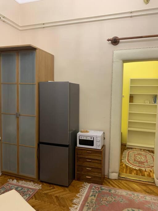 Central Location For One Person Budapest Extérieur photo